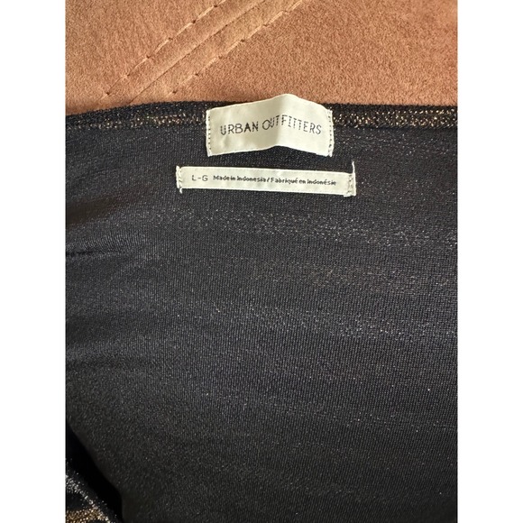 Urban Outfitters Women's Metallic Striped V-Neck Wrap Top Black Gold Silver Sz L - Picture 3 of 8